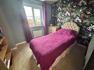 Bedroom- click for photo gallery